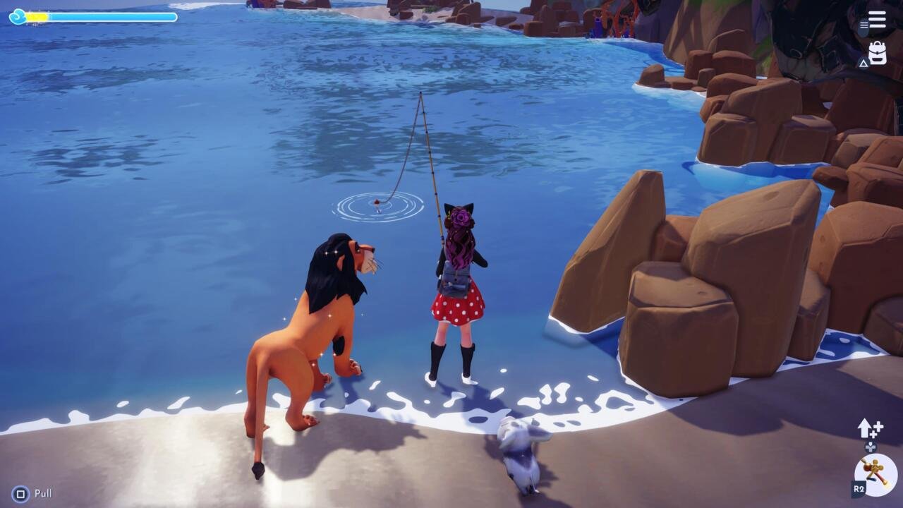 Red Algae is only obtainable via fishing.