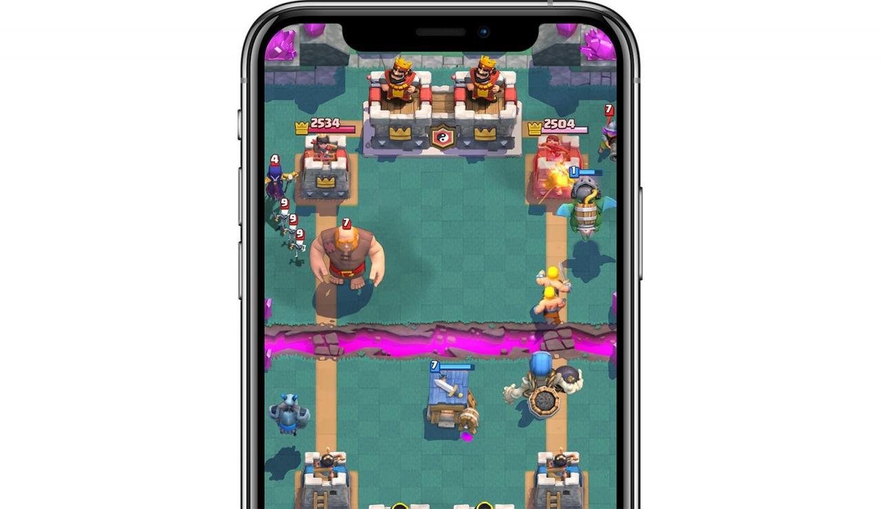 Clash Royale on smartphone